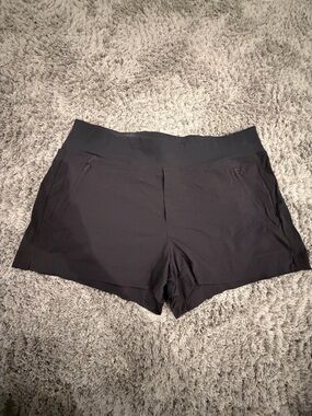 Athlete Women’s Black Athletic Shorts -